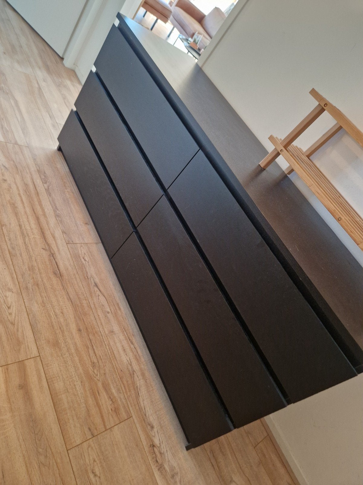 Donkerbruine ladekast met 6 lades, Ophalen, Gebruikt, 150 tot 200 cm, 25 tot 50 cm