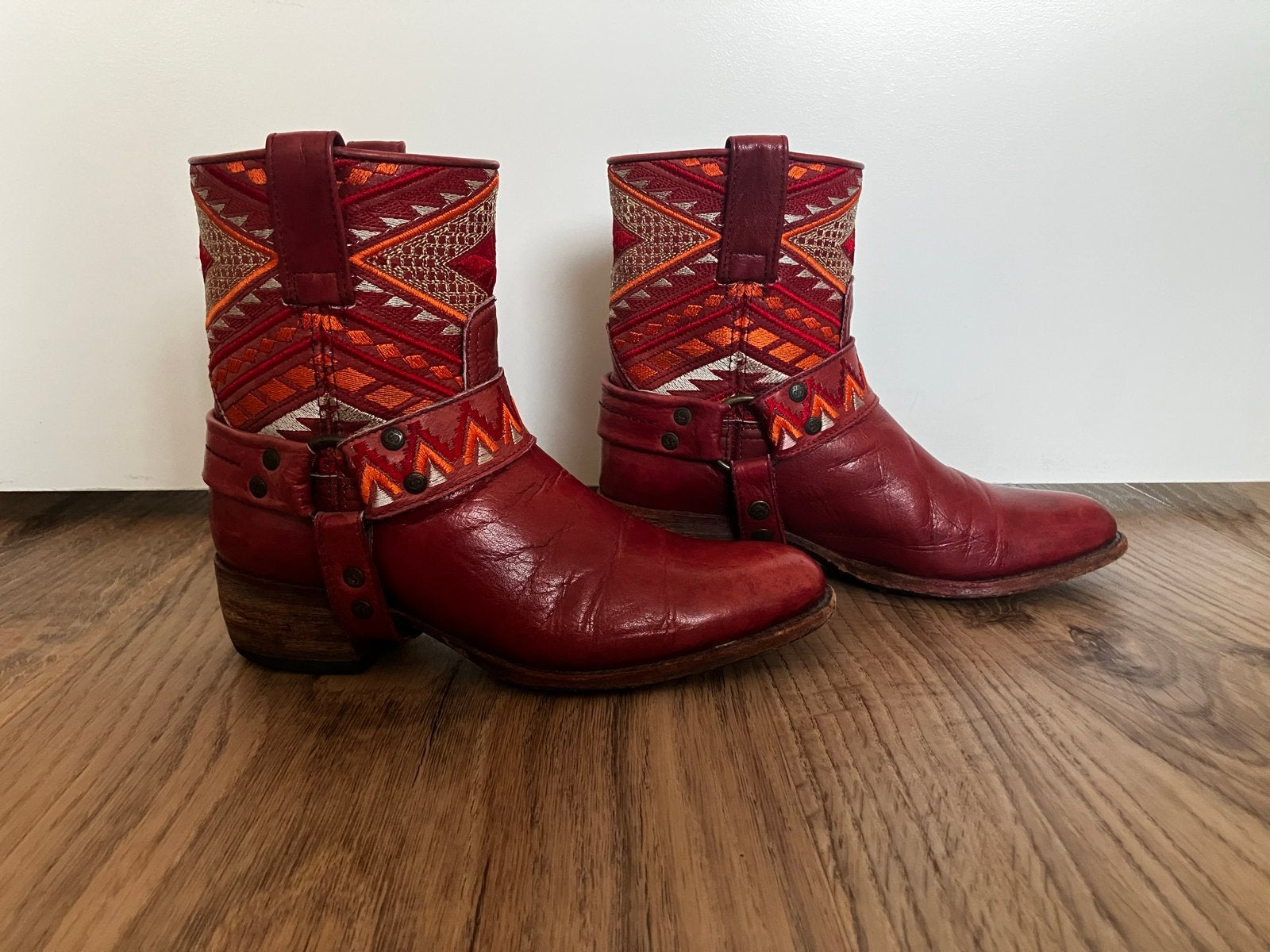 Sendra Kelim Enkellaarsjes - Maat 37, Ophalen of Verzenden, Gedragen, Rood, Lage of Enkellaarzen