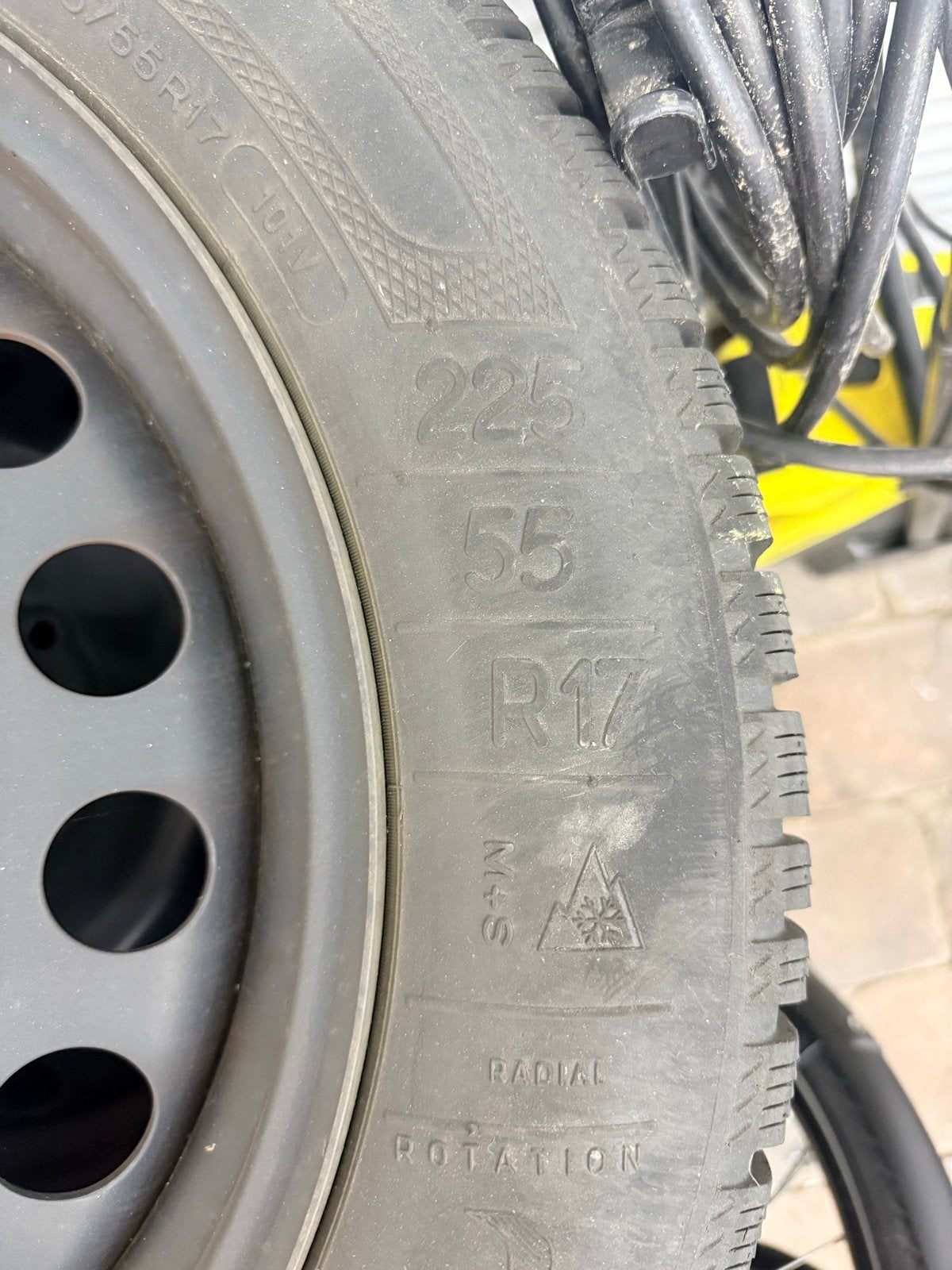 Winterset voor Opel Astra GTC (2012) - Goede banden, Auto-onderdelen, Banden en Velgen, Ophalen, Gebruikt, Banden en Velgen, 17 inch
