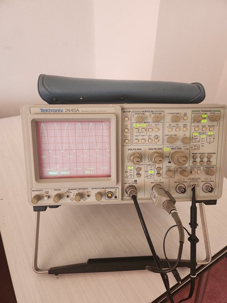 Oscilloscoop Tektronix 2445a 4 kanalen 150MHz, Ophalen of Verzenden, Gebruikt, Overige meters