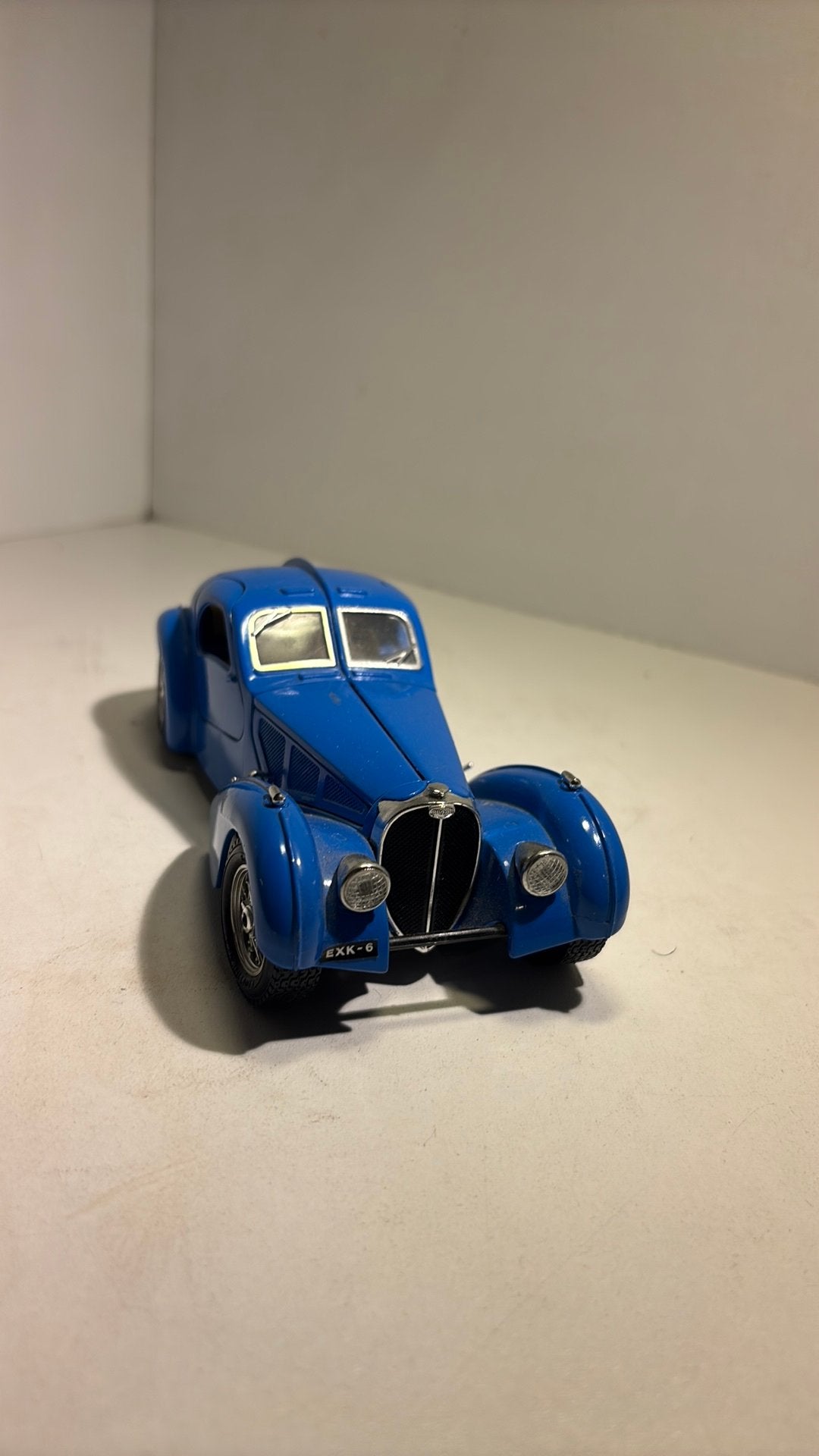 Bugatti Atlantic 1936 Bburago 1.24, Ophalen of Verzenden, Bburago, A, A