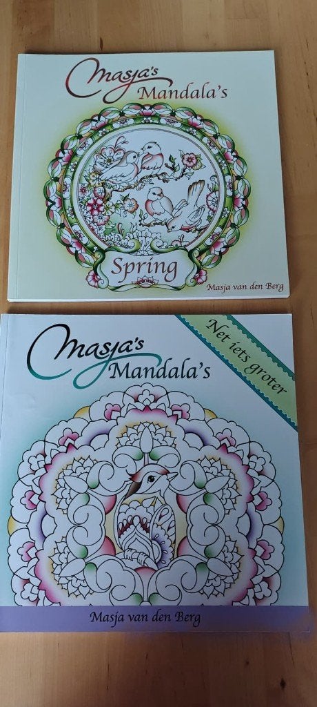 Nieuwe kleurboeken van Masja van den Berg, Ophalen of Verzenden, Nieuw, Boek of Gids