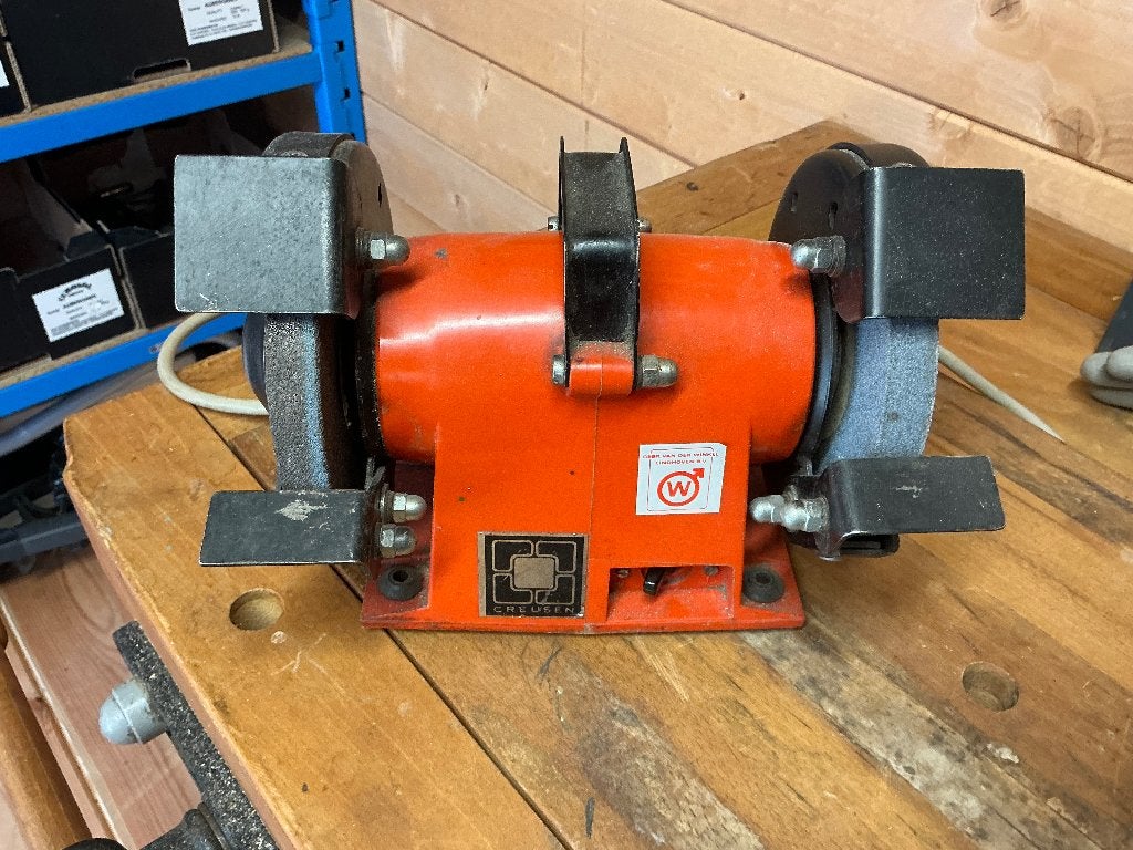 Slijpsteen Werkbankslijpmachine, Doe-het-zelf en Verbouw, Gereedschap | Slijpmachines, Ophalen, Gebruikt, Minder dan 700 watt