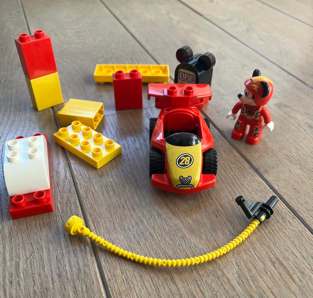 LEGO DUPLO Mickey's Racewagen 10843, Ophalen of Verzenden, Zo goed als nieuw, Compleet, Duplo