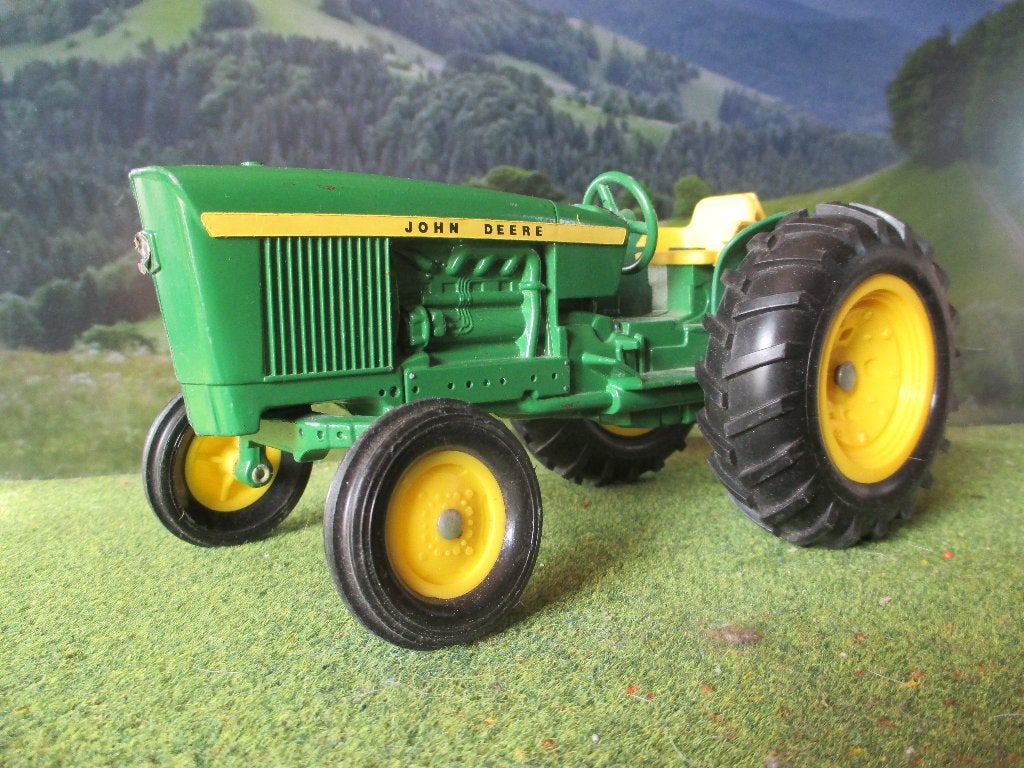 1/16 John Deere 5020 Diesel Tractor - Ertl, Hobby en Vrije tijd, Modelauto's | 1:18, Ophalen of Verzenden, Gebruikt, Overige typen