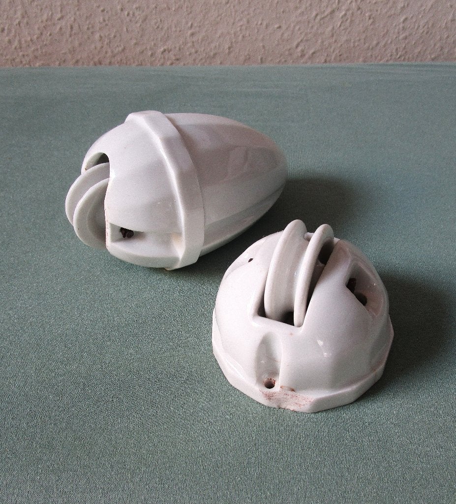 2 Porseleinen katrollen, Antiek en Kunst, Ophalen of Verzenden