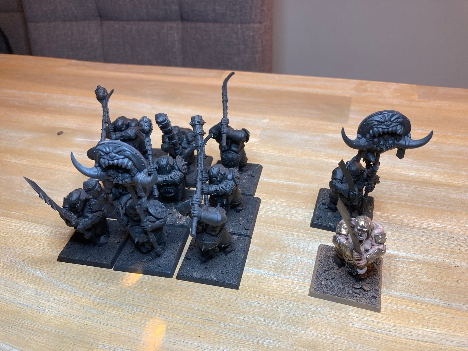 Warhammer Ogre Kingdoms Ironguts - Gedeeltelijk geverfd, Hobby en Vrije tijd, Wargaming, Gebruikt, Figuurtje(s), Warhammer, Ophalen of Verzenden