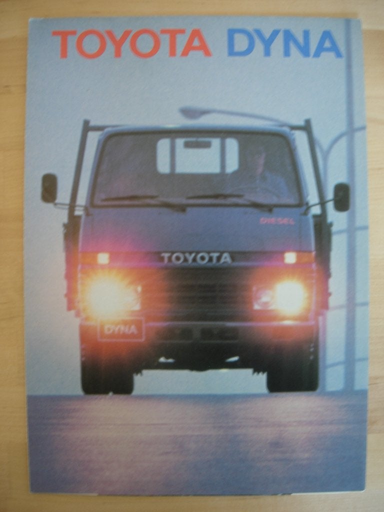 Toyota Dyna Brochure ca 1982, Toyota, Ophalen of Verzenden, Zo goed als nieuw, Toyota