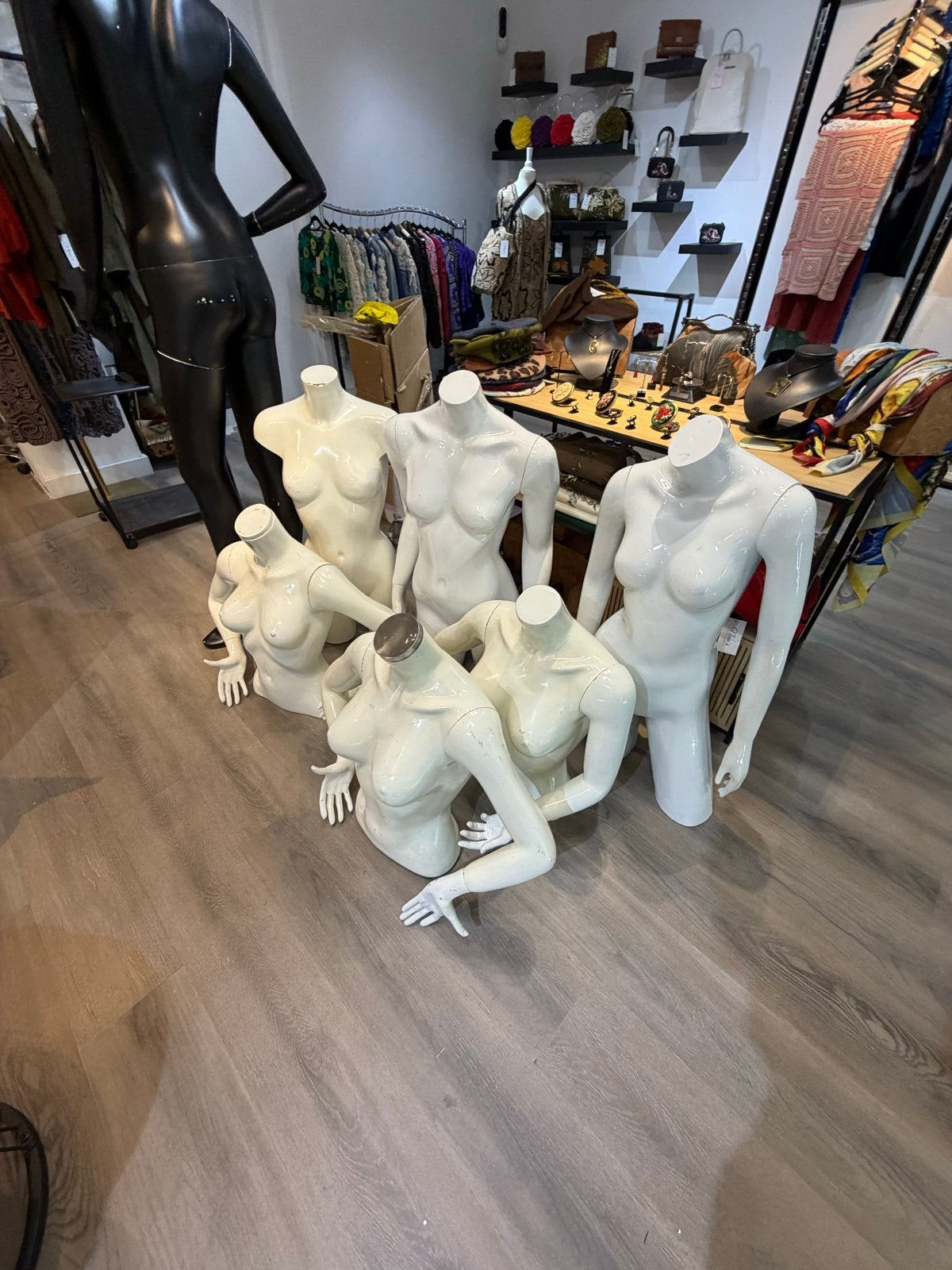 Etalagepoppen / Dames Torso's - Diverse Maten, Hobby en Vrije tijd, Ophalen of Verzenden, Nina s, Narine1979yana@gmail.com, 1053DT