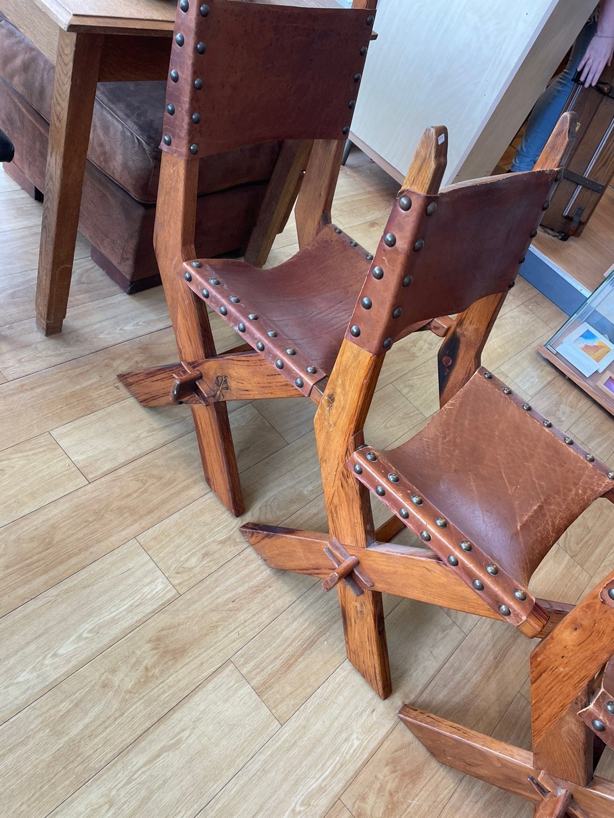 Set 4 vintage eetkamerstoelen leer hout design, Huis en Inrichting, Stoelen, Ophalen, Bruin, Hout