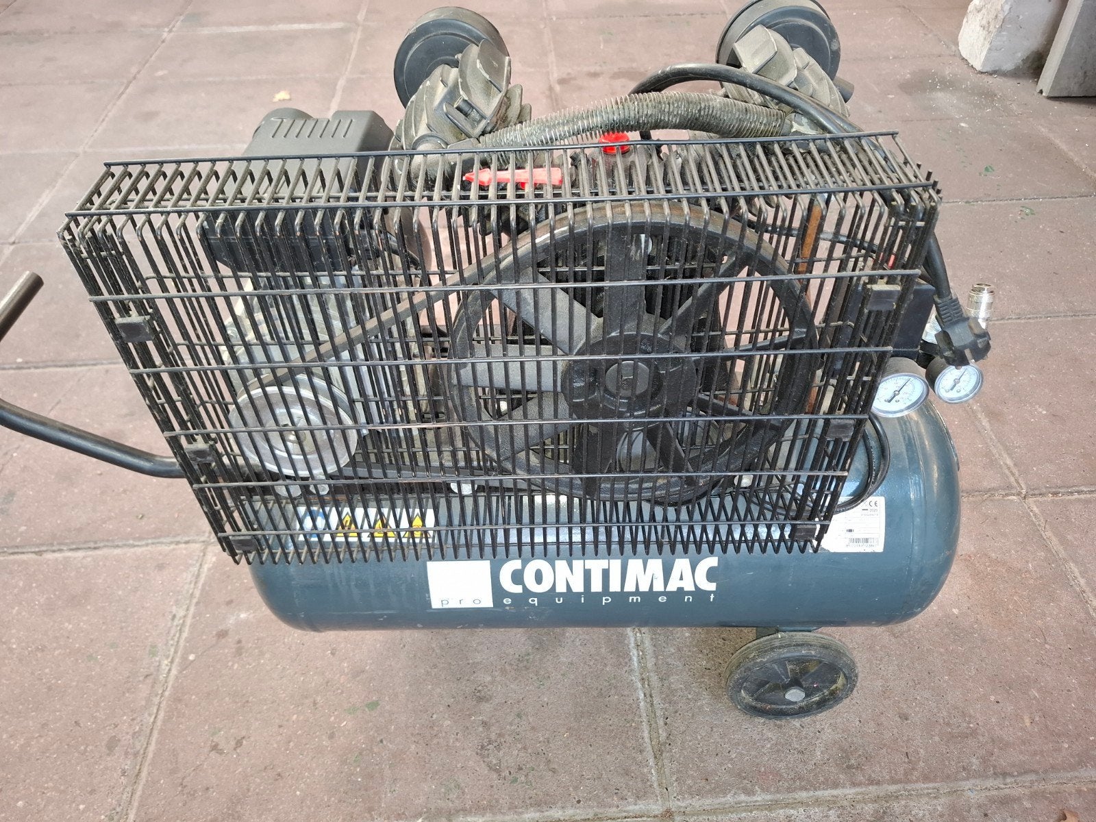 Contimac pro Compressor 10 bar, 2.2kW, Ophalen, Gebruikt, 10 bar of meer, 25 tot 100 liter