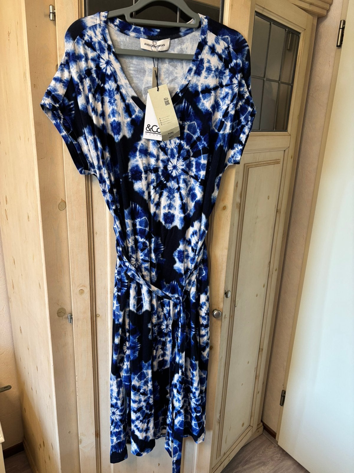 Nieuwe tie and dye jurk Andcowoman maat L, Kleding | Dames, Blauw, Maat 42/44 (L), Nieuw, Ophalen of Verzenden