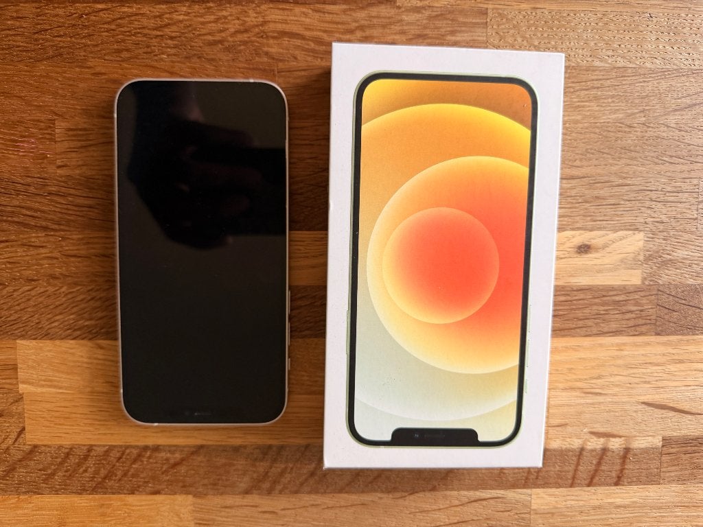 iPhone 12 64 GB, Telecommunicatie, Mobiele telefoons | Apple iPhone, Ophalen, Gebruikt, 75 %, Wit
