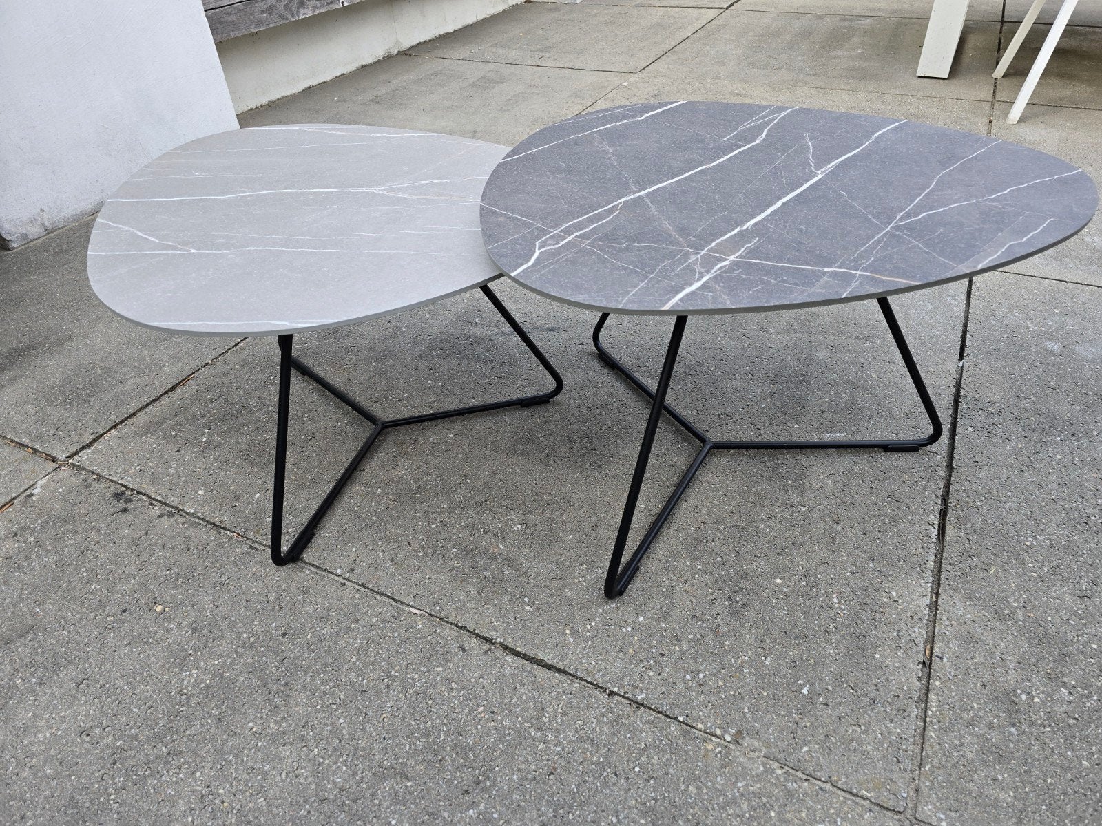 Set van 2 Twinny Salontafels - Donker en Licht Grijs, Ophalen, Kunststof, 50 tot 100 cm, 50 tot 100 cm