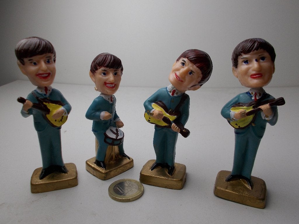 Jaren 60 THE BEATLES "BOBBLE HEADS" Made in Hong Kong., Ophalen of Verzenden, Zo goed als nieuw