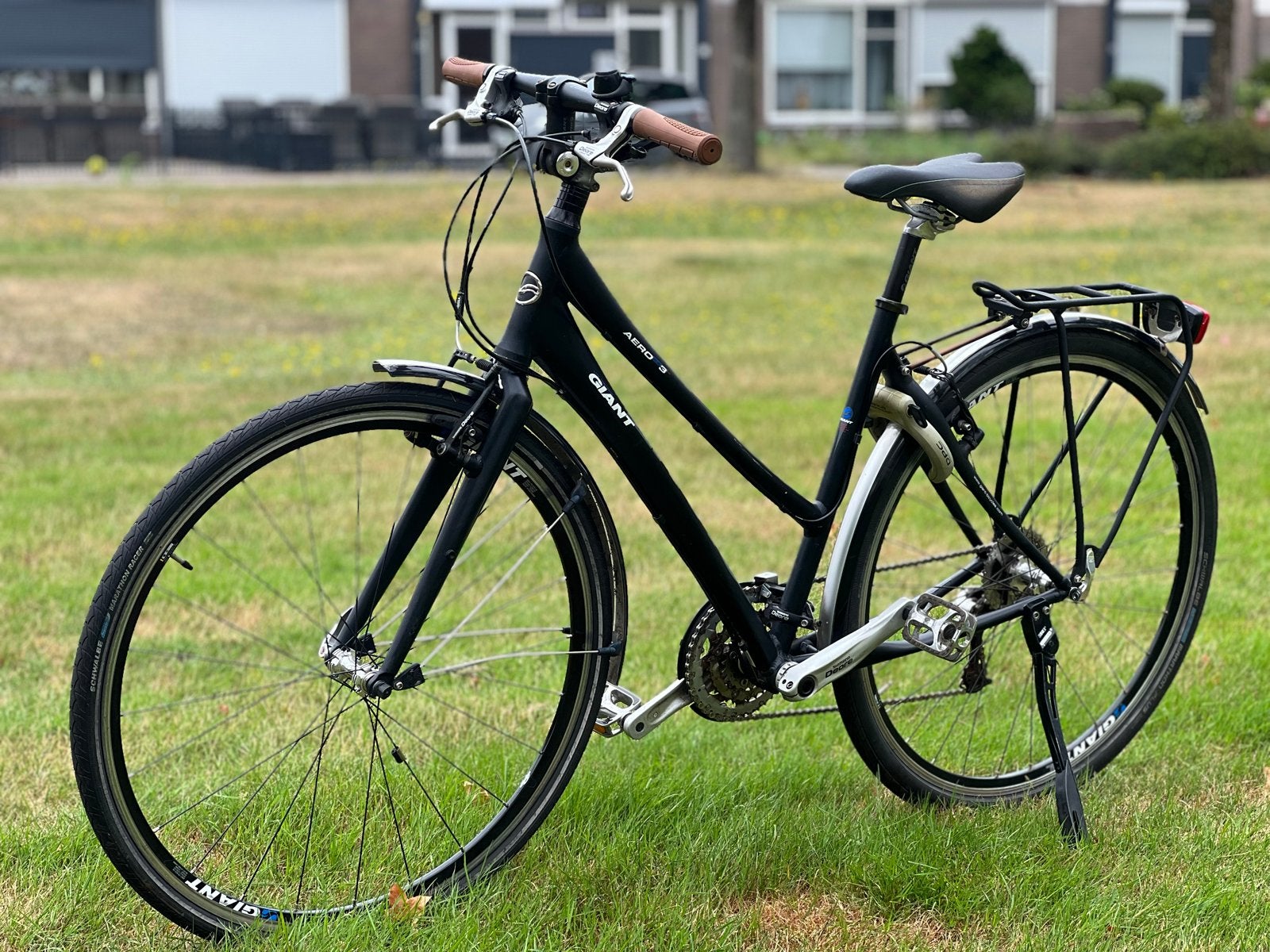 Giant Aero RS3 Damesfiets - Lichtgewicht M-frame, 28 inch, Ophalen, 28 inch, Gebruikt, Velgrem