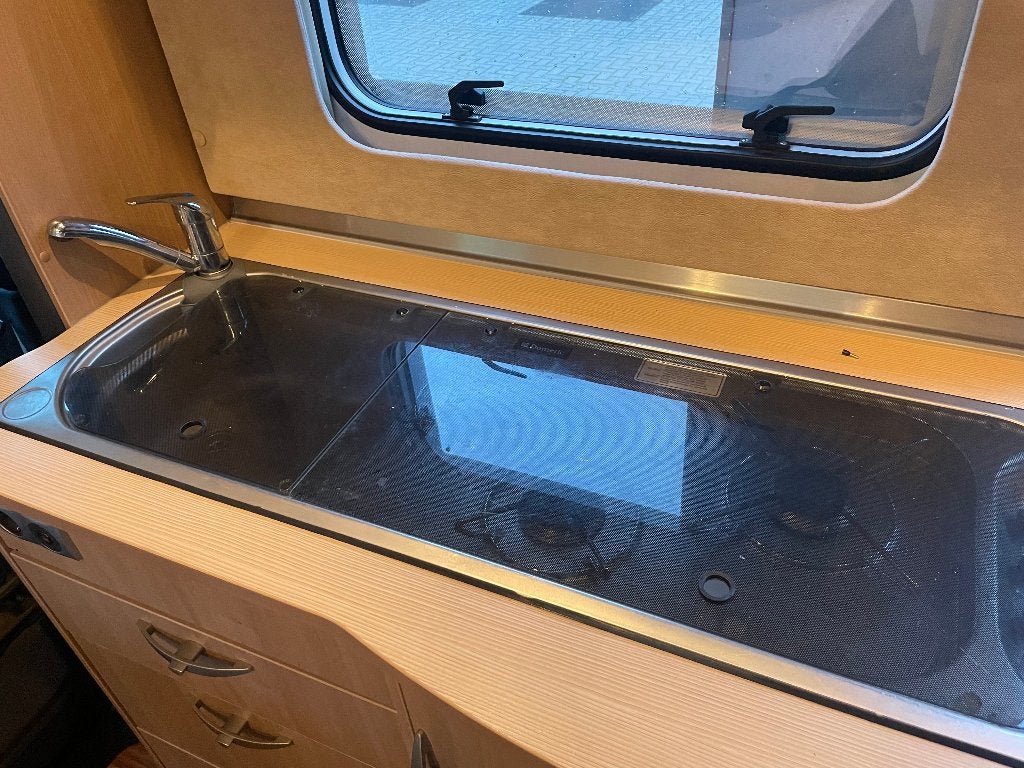 Foto 19 van Fiat Ducato Camper - Buerstner BUT 674 2.3 D 2008 Grijs