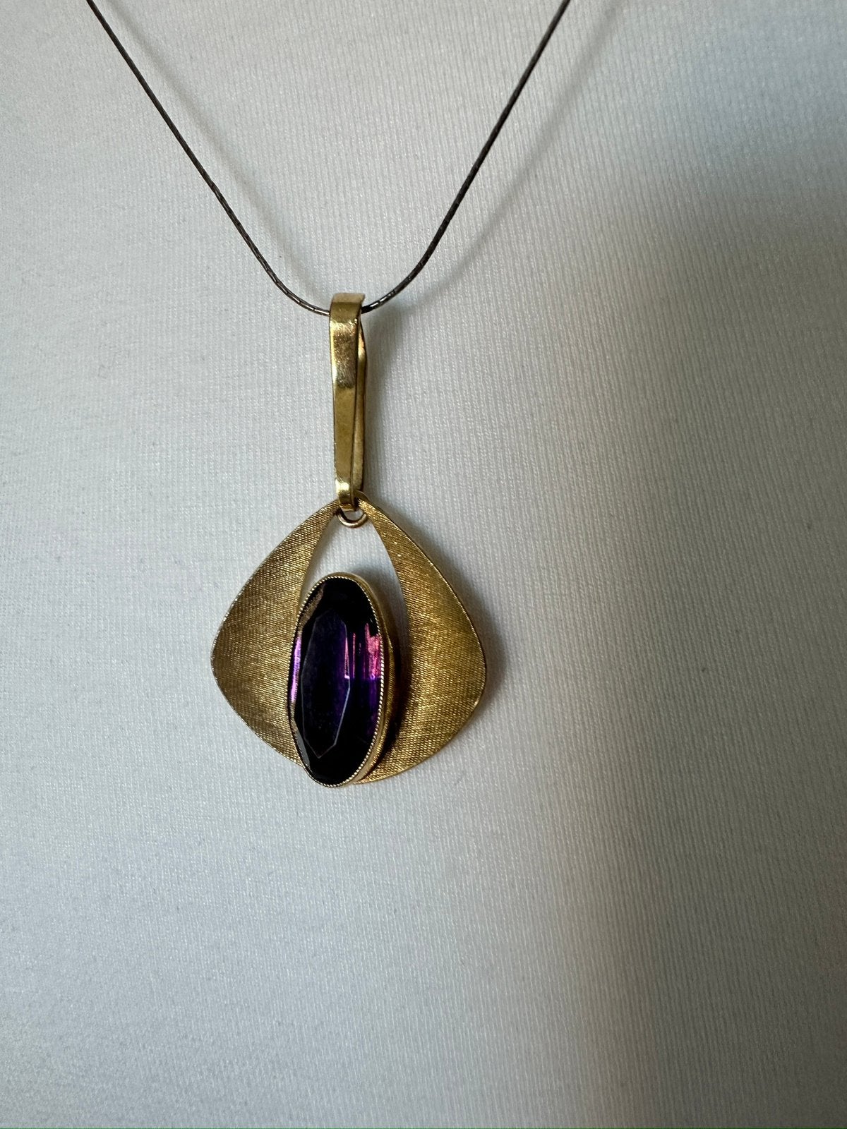 vintage hanger, Kordes & Lichtenfels, Sieraden, Tassen en Uiterlijk, Kettinghangers, Ophalen of Verzenden, Gebruikt, Goud