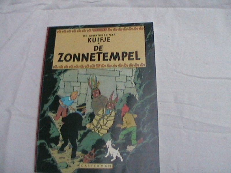 kuifje en de zonne tempel uit 1977 casterman, Eén stripboek, Ophalen of Verzenden, Zo goed als nieuw