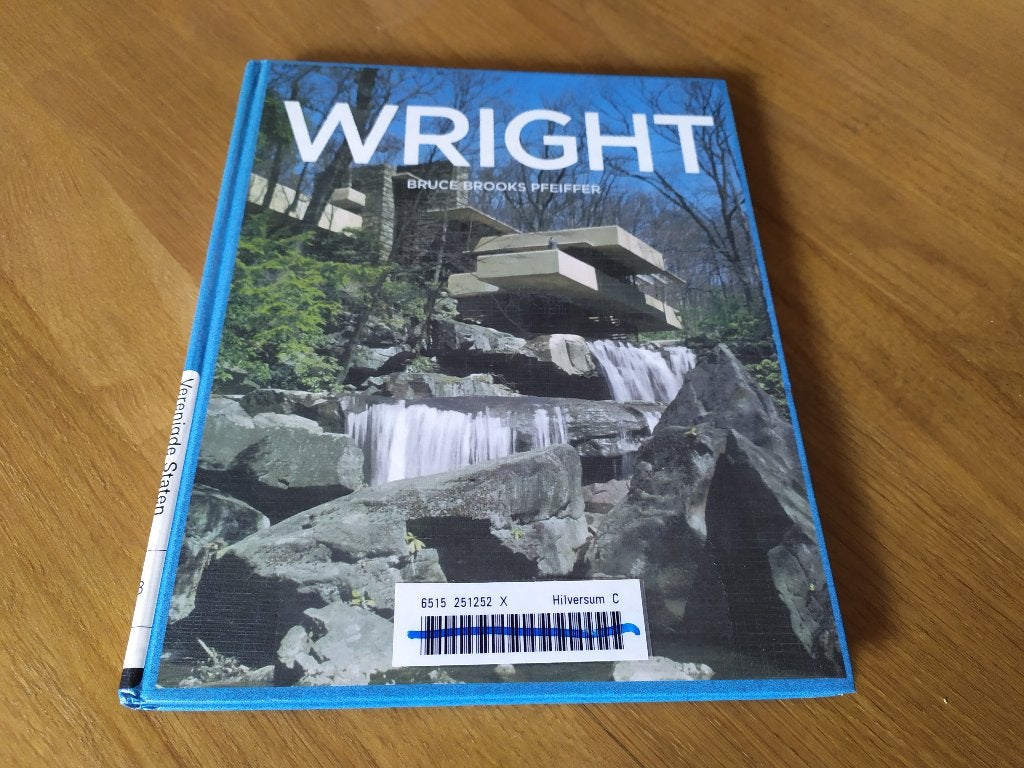 Frank Lloyd Wright - Bruce Brooks Pfeiffer, Ophalen of Verzenden, Gelezen, Architecten