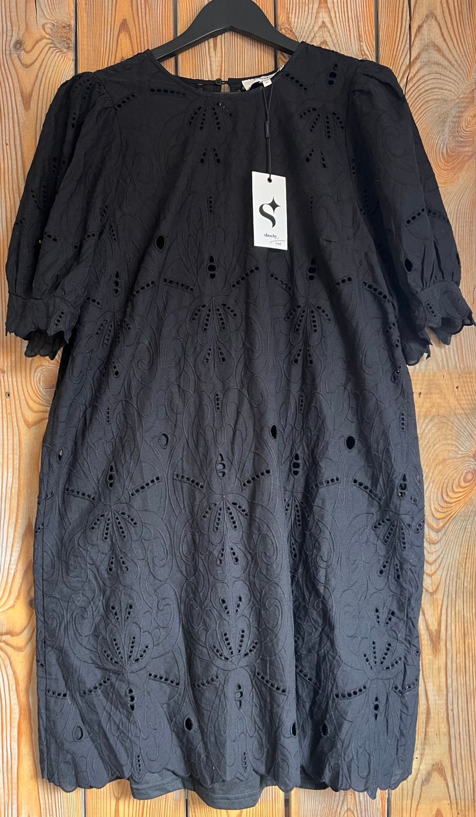 Nieuw zwart kanten jurkje Shoeby maat XL, Ophalen of Verzenden, Nieuw, Maat 46/48 (XL) of groter, Zwart