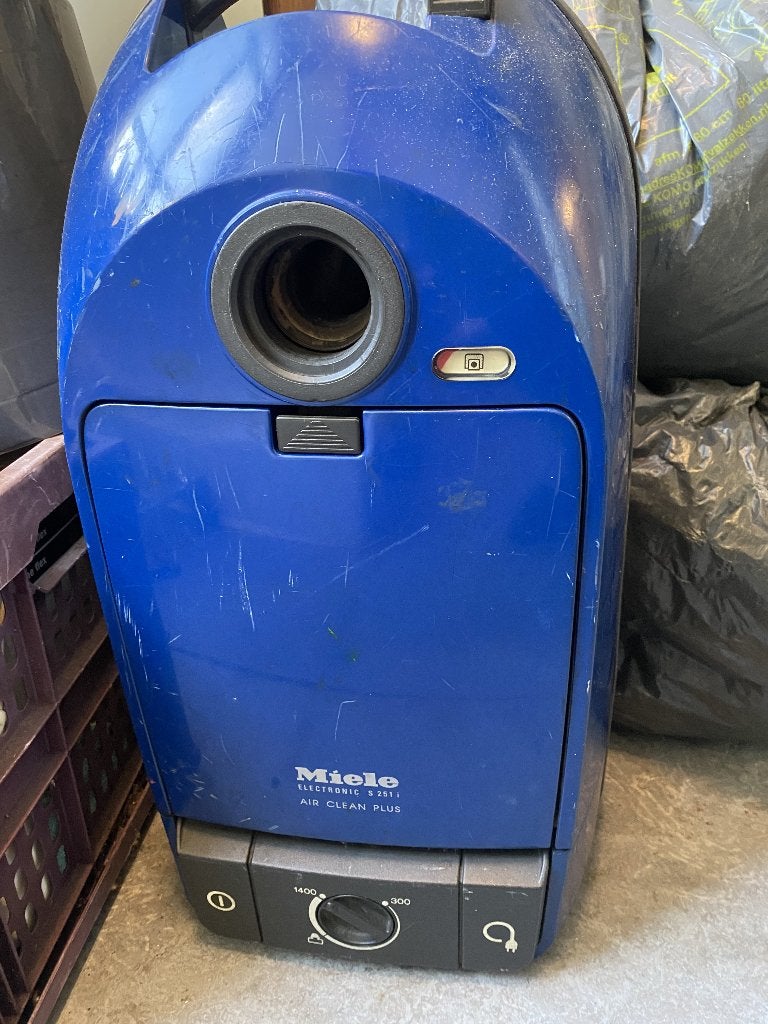 miele stofzuiger, Gebruikt, Inclusief accessoires, Miele, Ophalen