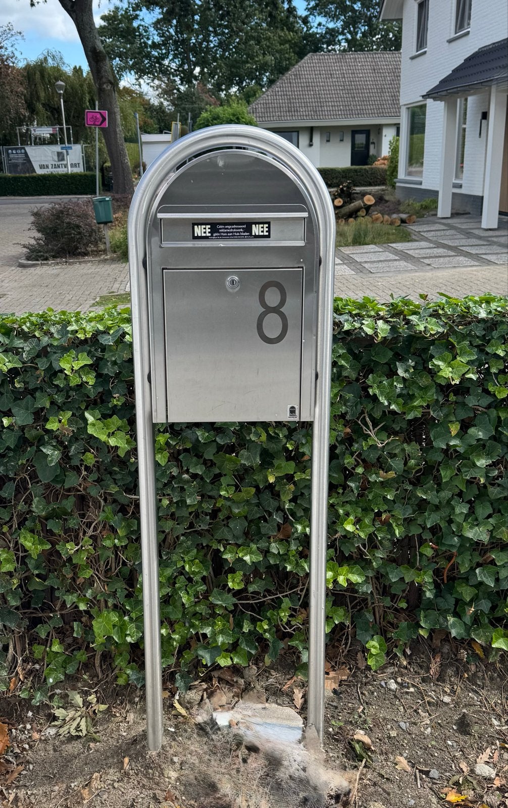Moderne RVS Staande Brievenbus BOBI, Tuin en Terras, Ophalen, Gebruikt, Rvs, Staande brievenbus