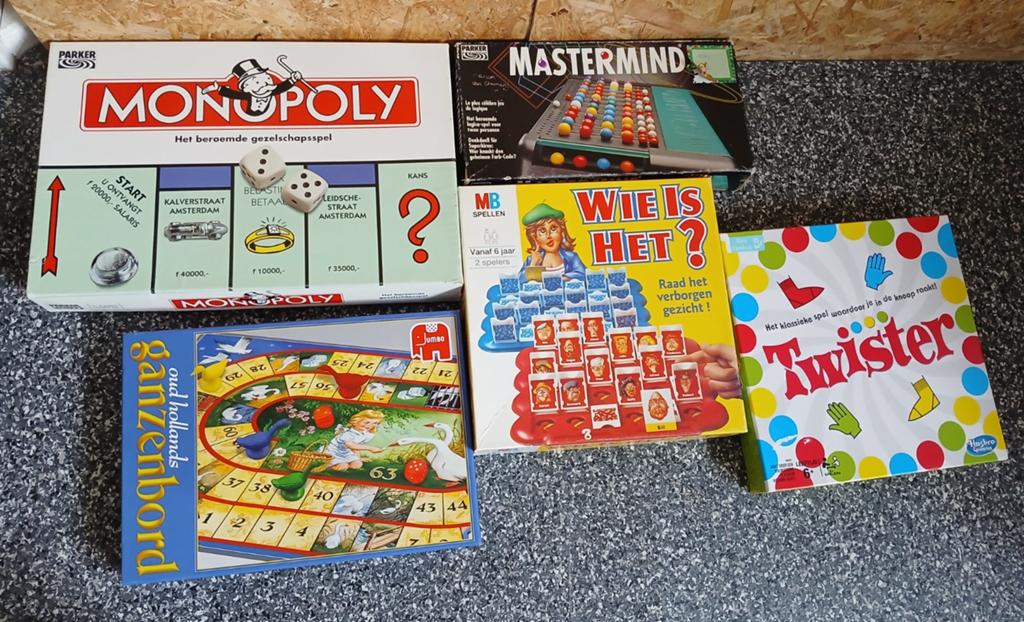 Grote Spellenbundel: Monopoly, Ganzenbord, Wie is het?, etc., Hobby en Vrije tijd, Gezelschapsspellen | Bordspellen, Vijf spelers of meer
