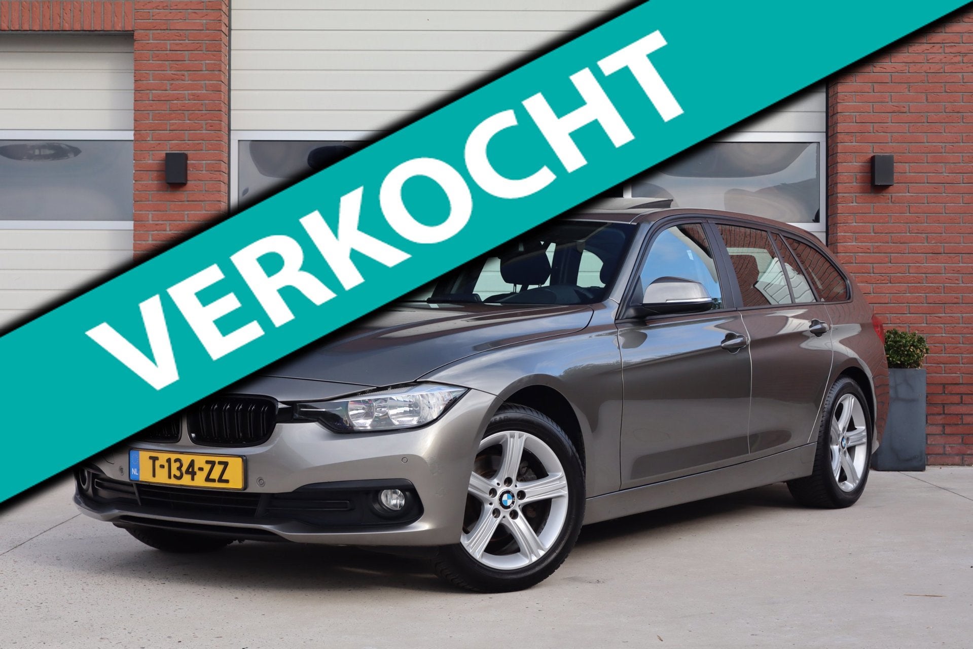 BMW 3-serie Touring 318i Panorama schuif- kantel dak - Afnee, Gebruikt, 1445 kg, Handgeschakeld, 19 km/l