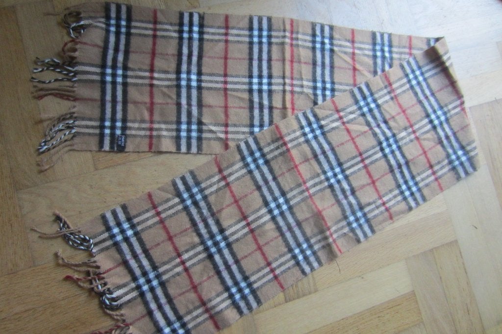 Burberry design sjaal  - 100% cashmere, Kleding | Dames, Maat 42/44 (L), Ophalen of Verzenden, Zo goed als nieuw, Burberry