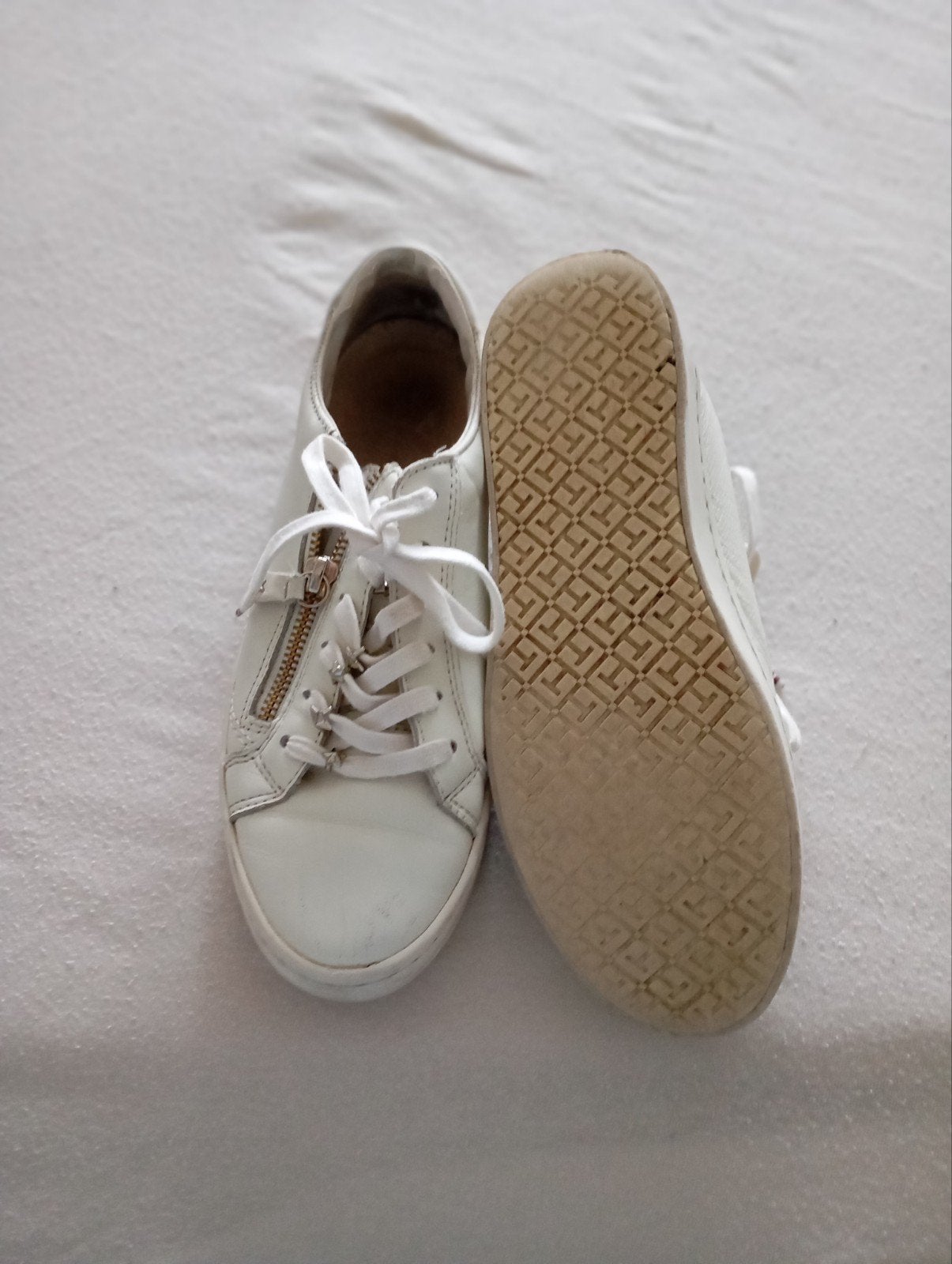 Tommy Hilfiger sneakers maat 38, Kleding | Dames, Verzenden, Wit, Sneakers of Gympen, Gedragen