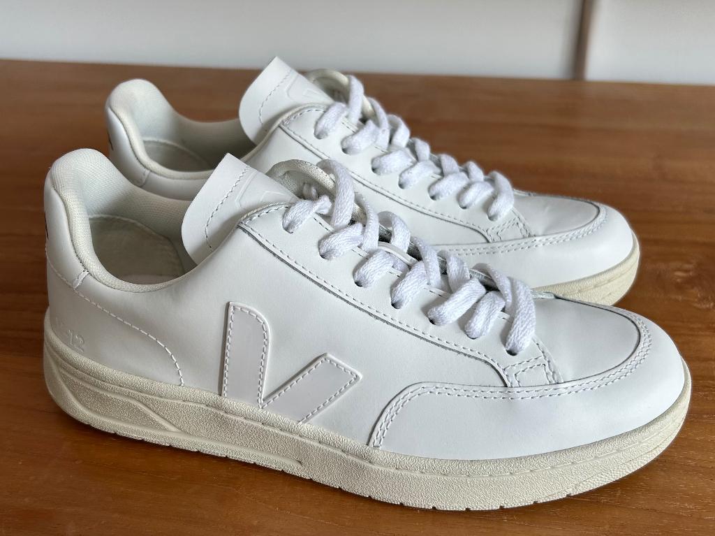 Veja witte sneakers Maat 36 Nieuw, Wit, Nieuw, Veja, Ophalen of Verzenden