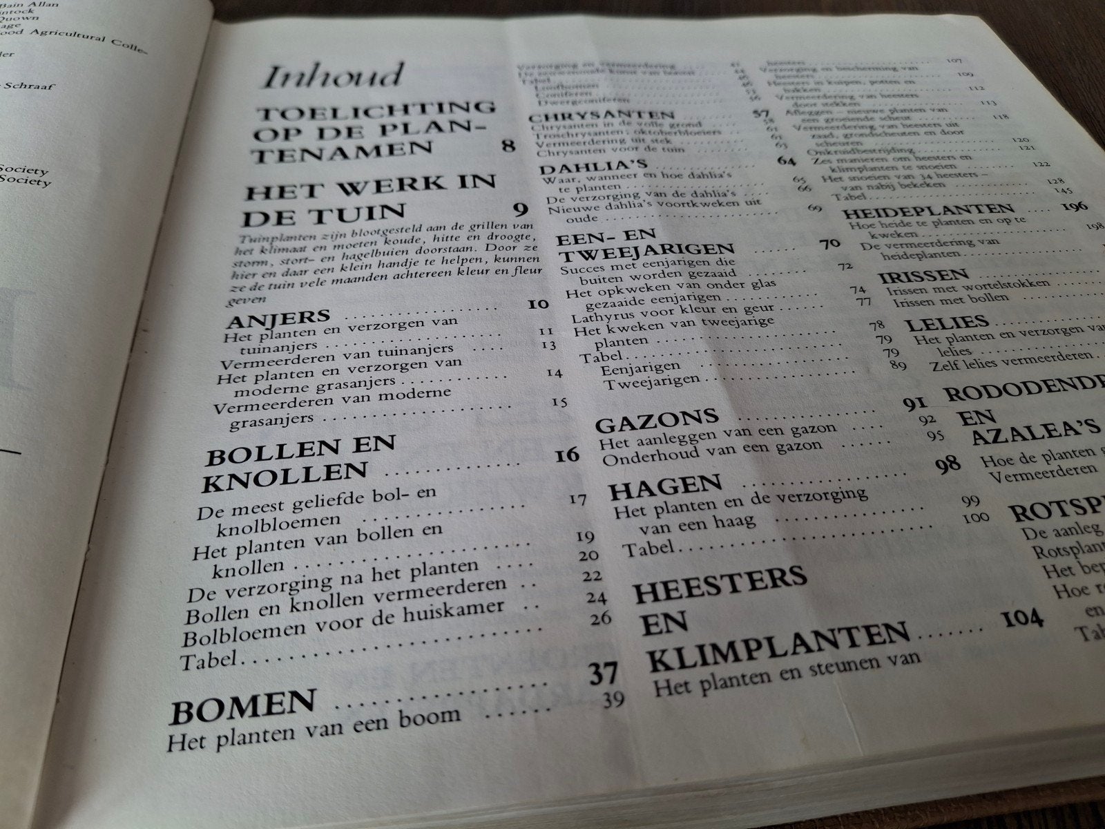 Foto 3 van Reader's Digest Handboek Praktisch Tuinieren