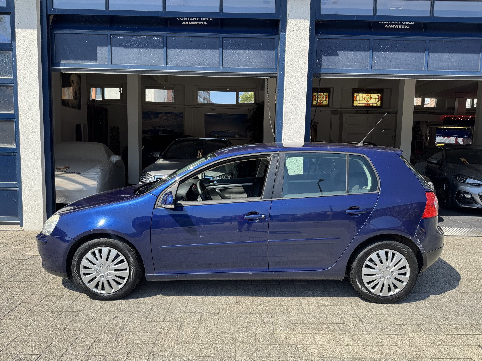 Volkswagen Golf 1.6 Optive AUTOMAAT/NL AUTO (bj 2007), Auto's, Elektrische ramen, Gebruikt, 4 cilinders, Blauw