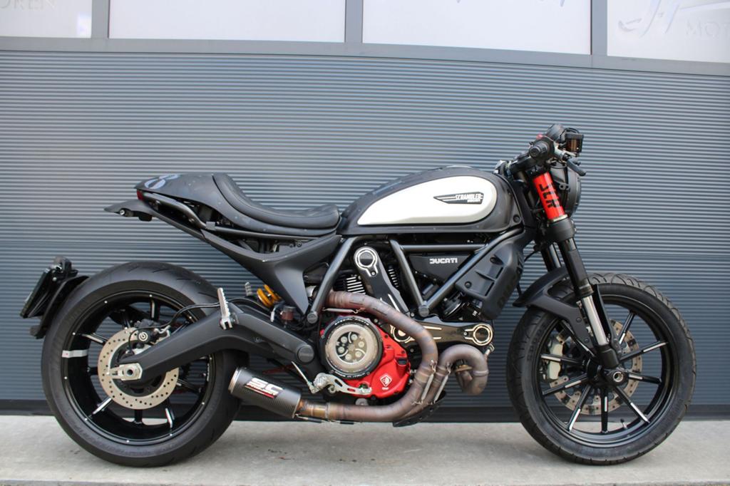 Ducati Scrambler cafe racer special (2019) *Org.NL*BTW*, DUCATI, 2 cilinders, Motorrijbewijs A, Bedrijf