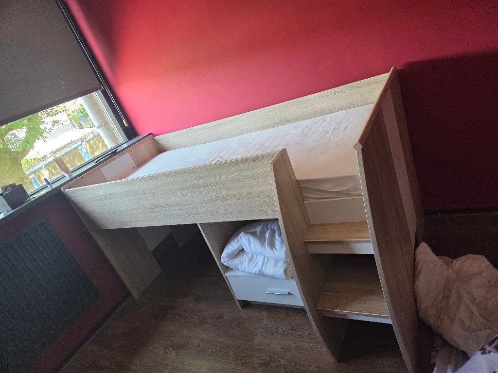 Bed  halfHoogslaper met bureau incl matras, Ophalen, 85 tot 100 cm, Hoogslaper of Stapelbed, Gebruikt