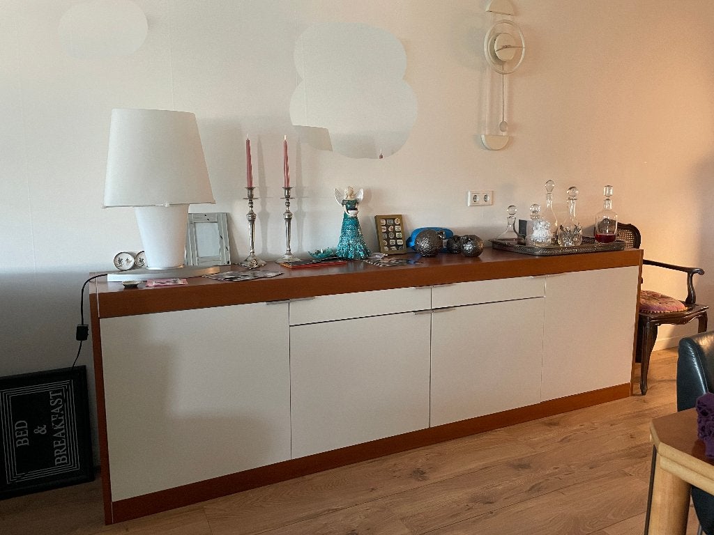 pastoe dressoir, Ophalen, Gebruikt, Met deur(en), Kersenhout