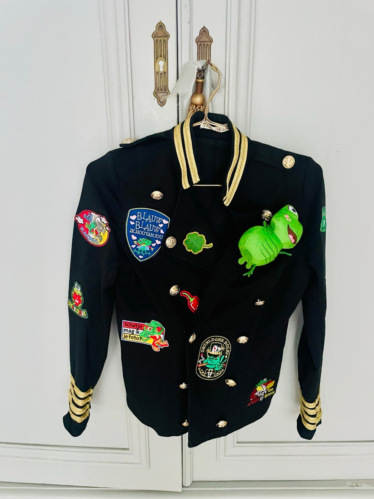 Zwart Colbert met Gouden Accent voor Carnaval/Oeteldonk, Carnaval, Ophalen of Verzenden, Zo goed als nieuw, Kleding