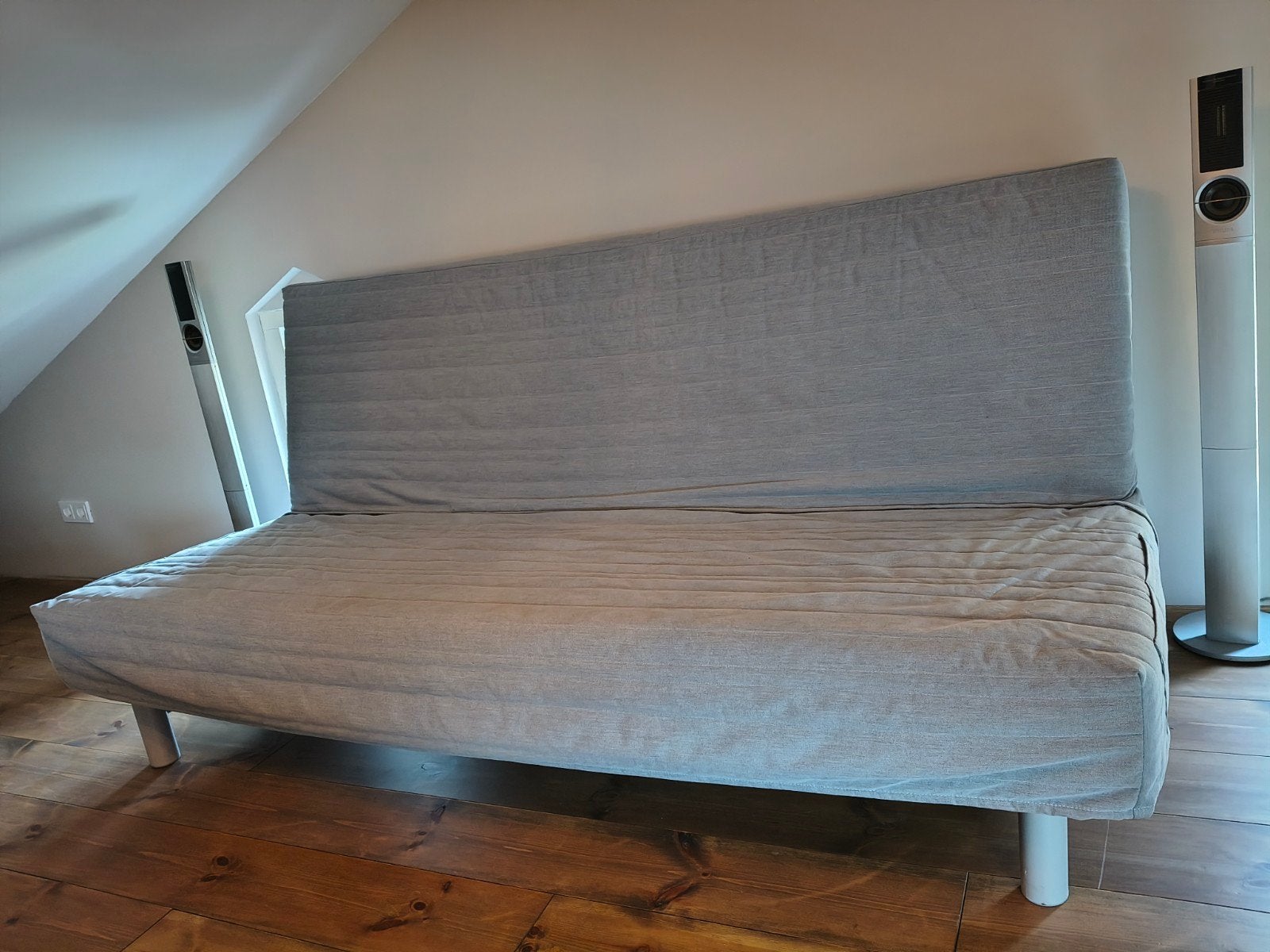 IKEA Beddinge slaapbank - Grijs, Huis en Inrichting, Slaapkamer | Slaapbanken, Ophalen, Tweepersoons, 140 cm, Zo goed als nieuw