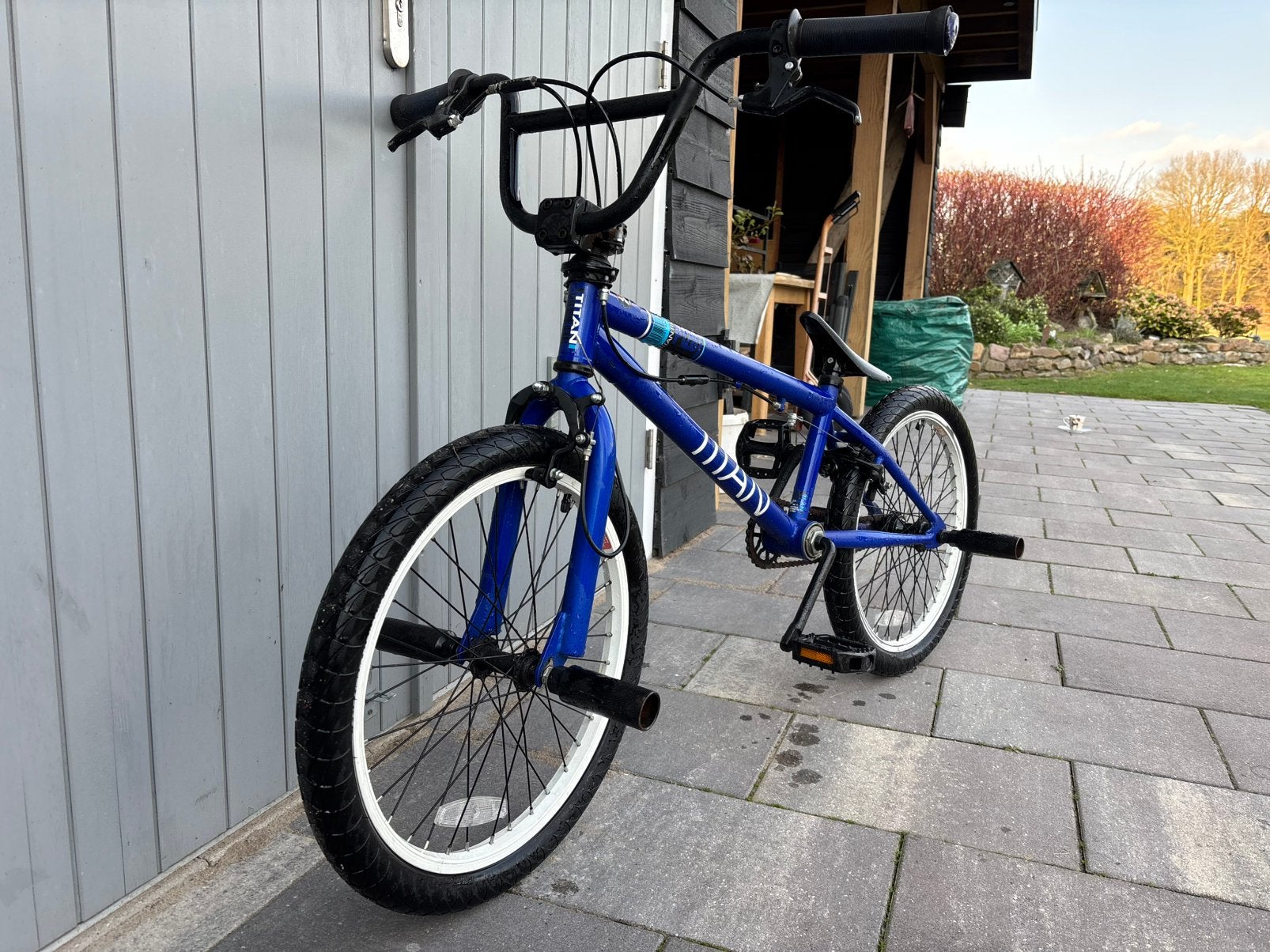 BMX – rijdt goed, Ophalen, Zo goed als nieuw, Aluminium, 24 inch of meer