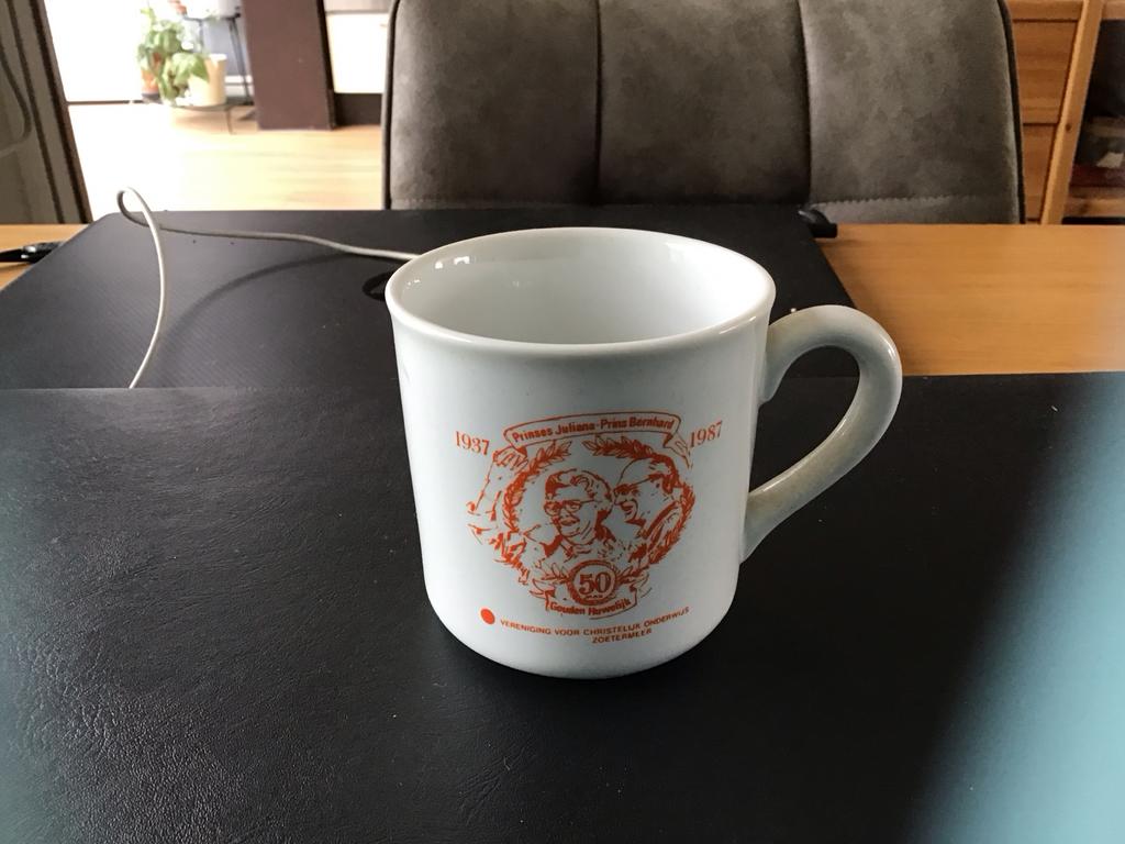 Vintage Beker Juliana & Bernhard Gouden Huwelijk 1987, Ophalen of Verzenden
