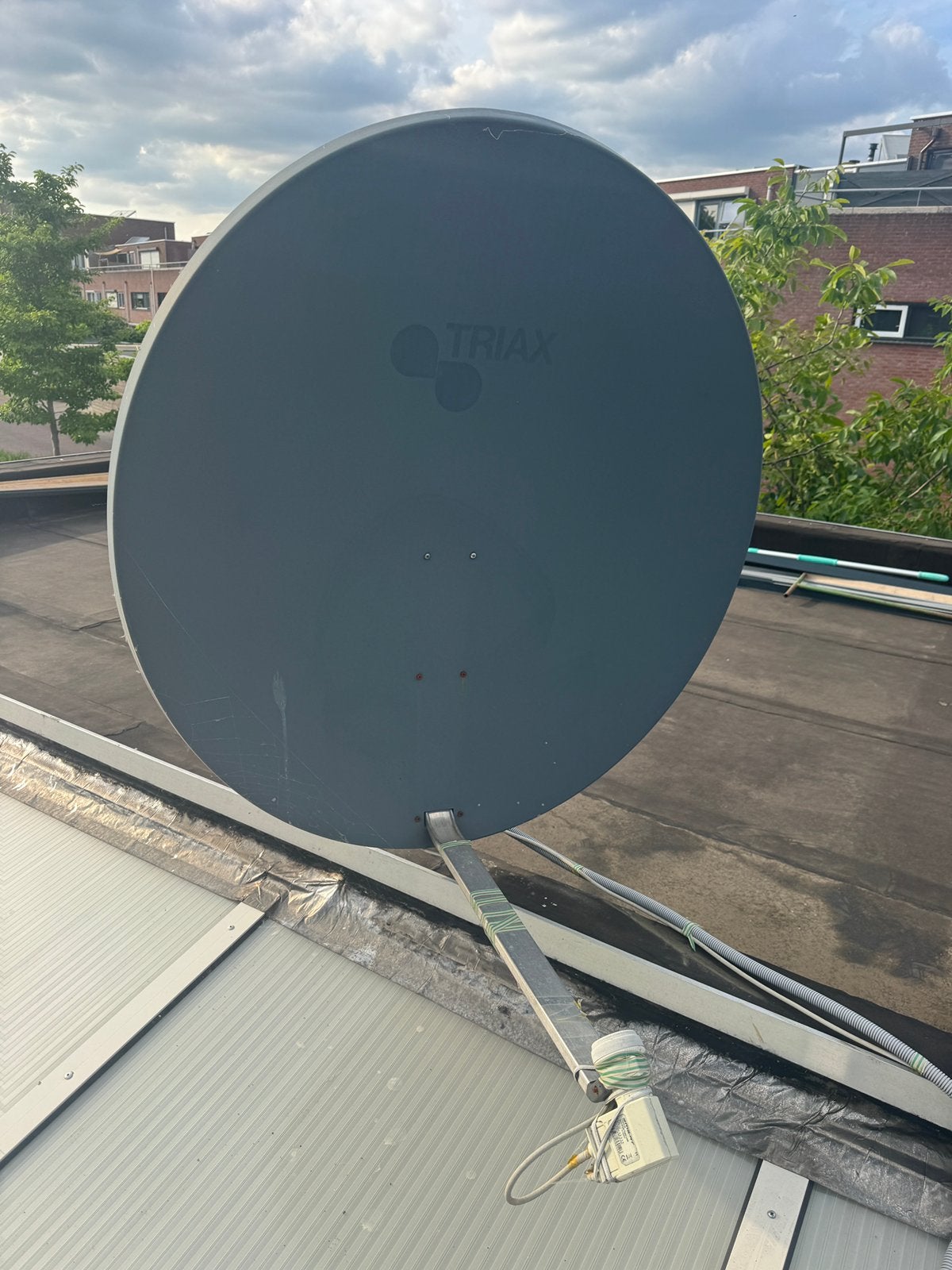 Schotel, Audio, Tv en Foto, Schotelantennes, Ophalen of Verzenden, Zo goed als nieuw, Overige merken