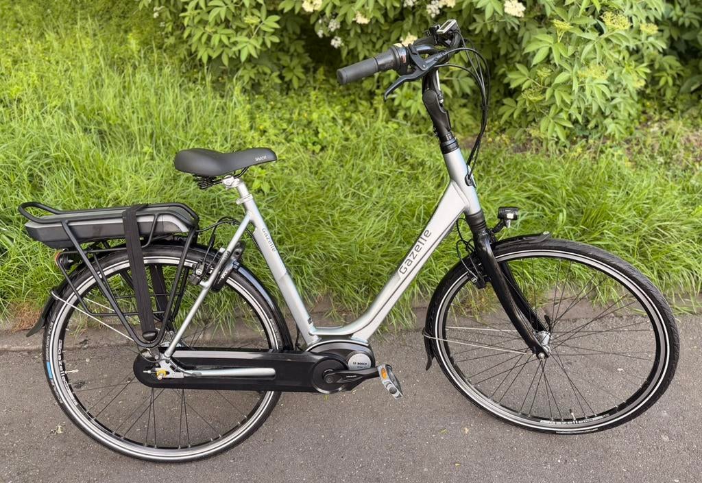 Gazelle E-Bike Elektrische fiets Bosch Middenmotor LED, Fietsen en Brommers, Ophalen of Verzenden, Zo goed als nieuw, 50 km per accu of meer