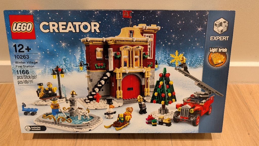 NIEUW & SEALED Lego 10263 Brandweerkazerne in winterdorp, Lego, Nieuw, Ophalen of Verzenden, Compleet