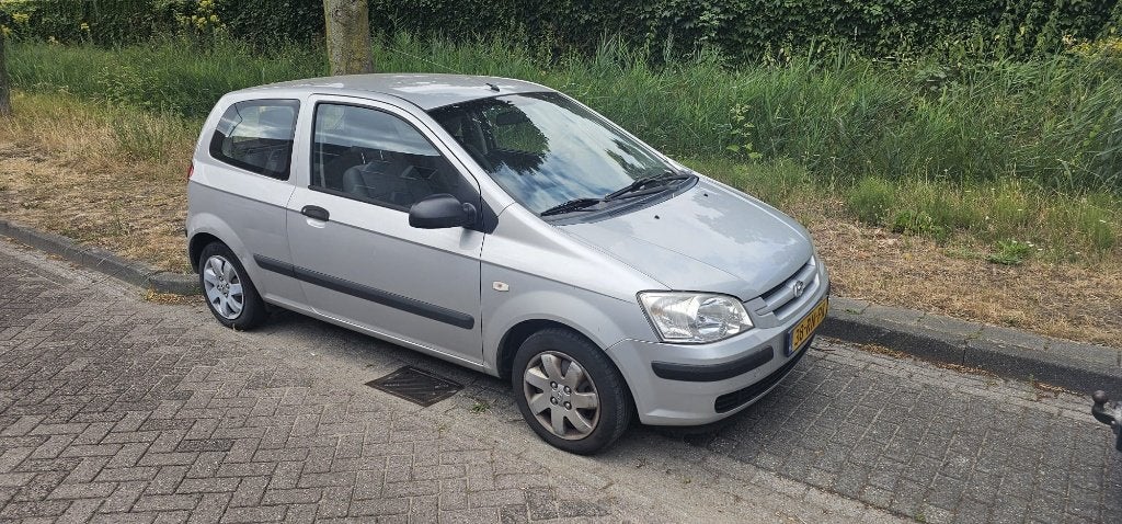 Hyundai Getz 1.1 5DRS 2005 Grijs, Voorwielaandrijving, 4 cilinders, Airbags, Origineel Nederlands