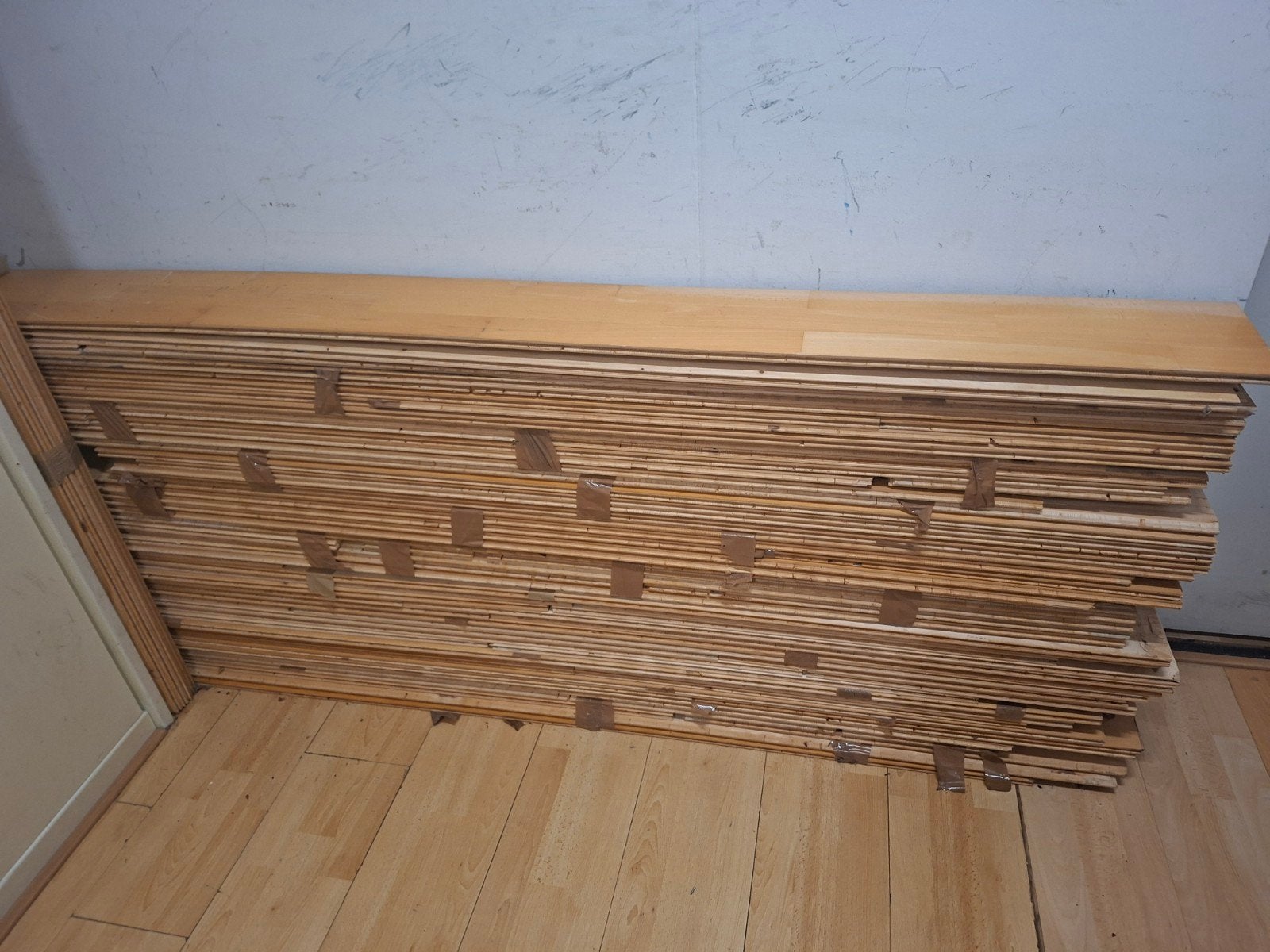 Lamelparket blank grenen 30 m³ - 18 cm breed, Ophalen