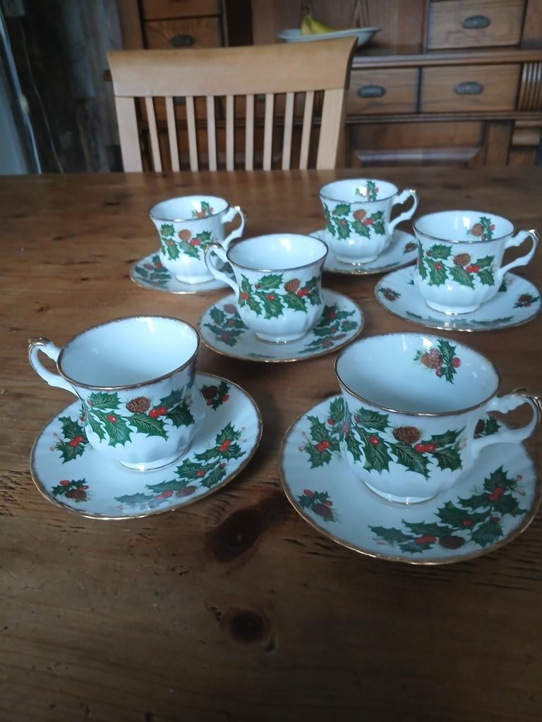 6 kop en schotels van Rosina, Ophalen