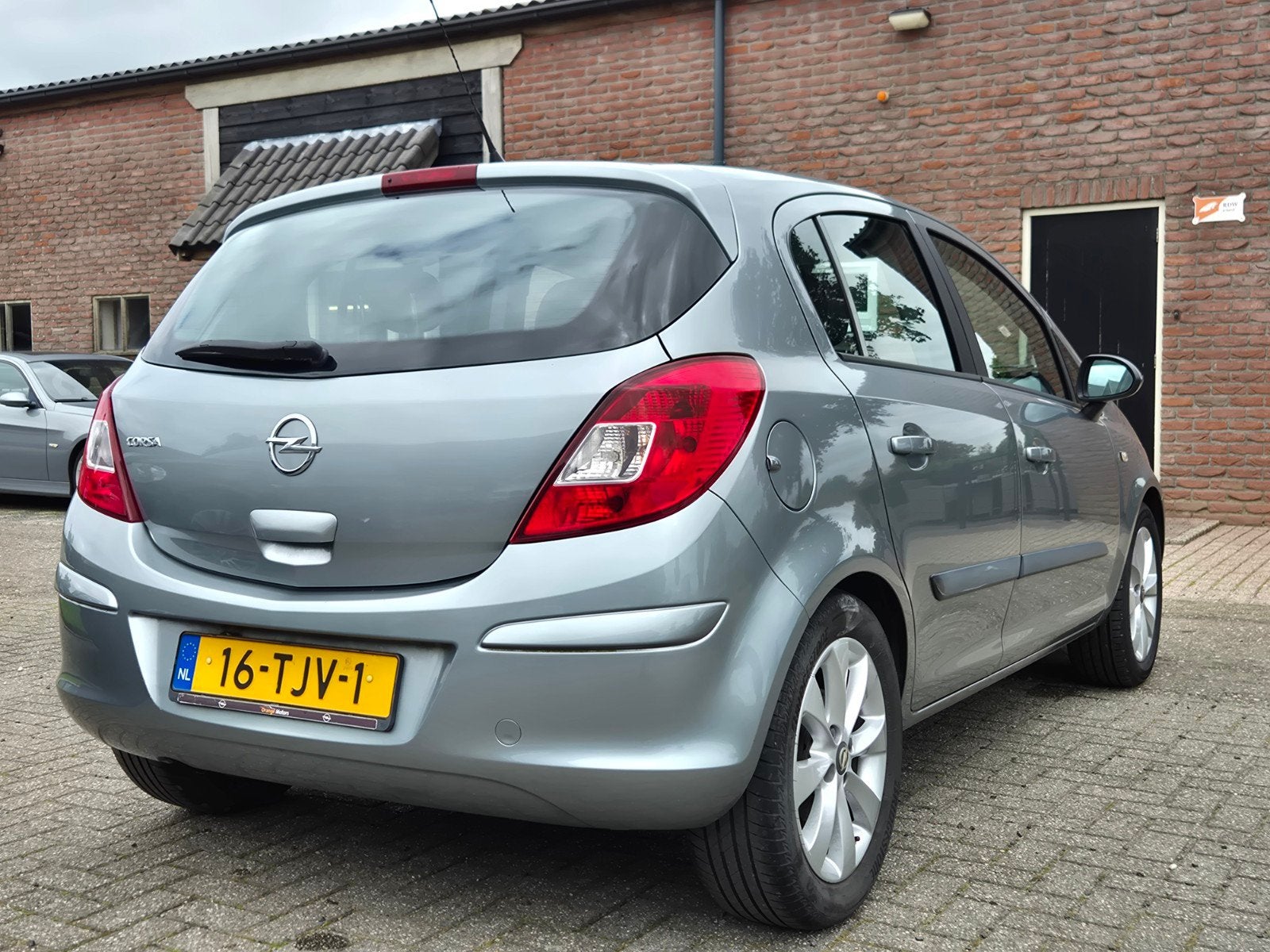Opel Corsa 1.4 16V 5D AUT 2012 Grijs I Airco I Nieuwe APK, Euro 5, 4 cilinders, 100 pk, 49 €/maand