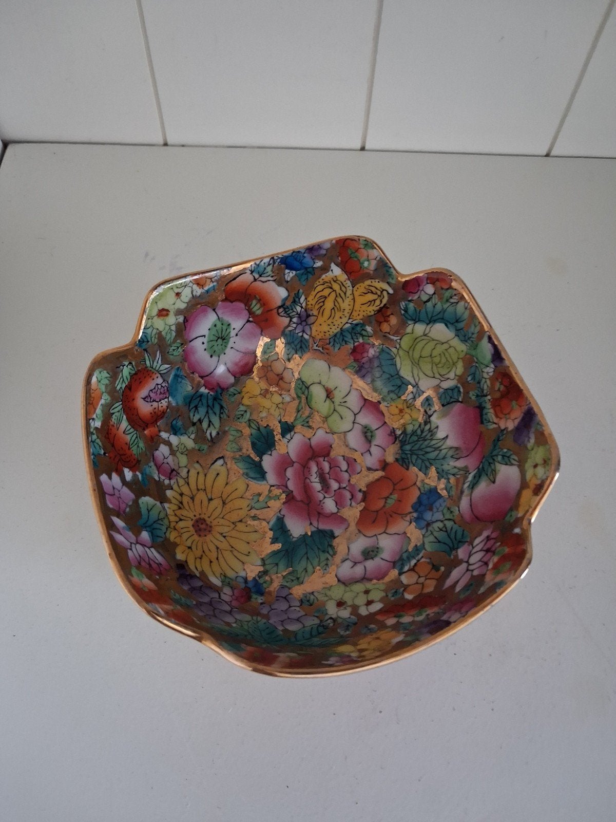 Vintage prachtige Chinese porseleinen kom met bloemmotief, Ophalen of Verzenden