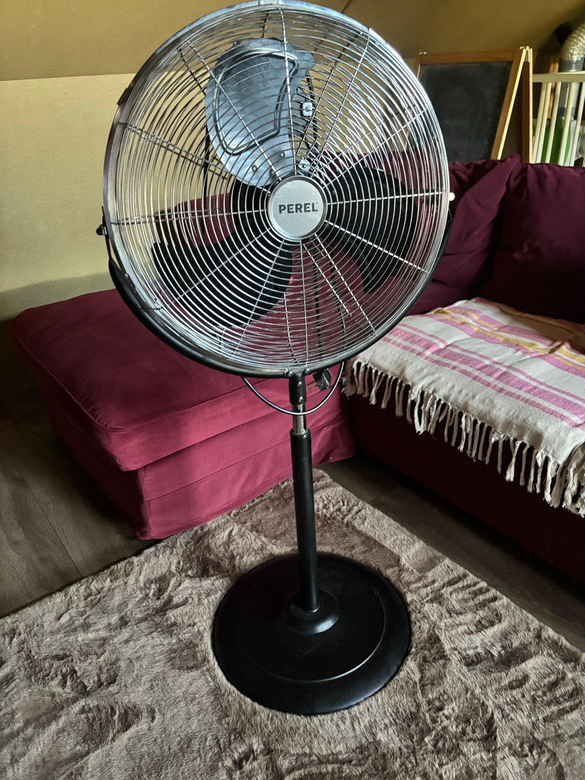 Perel Staande Ventilator 45 cm - 140W - Krachtig & Stil, Witgoed en Apparatuur, Ventilatoren, Ophalen, Gebruikt, Statiefventilator